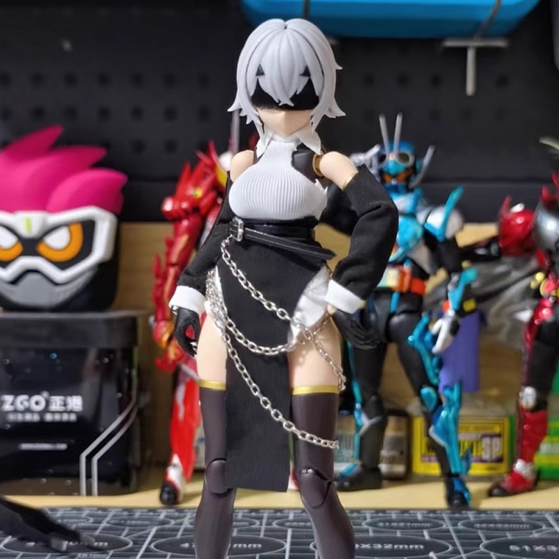 1/12 スケール色オフショルダートップ黒ハーフスカートウエ - Model Kit For Girls のレビューと価格