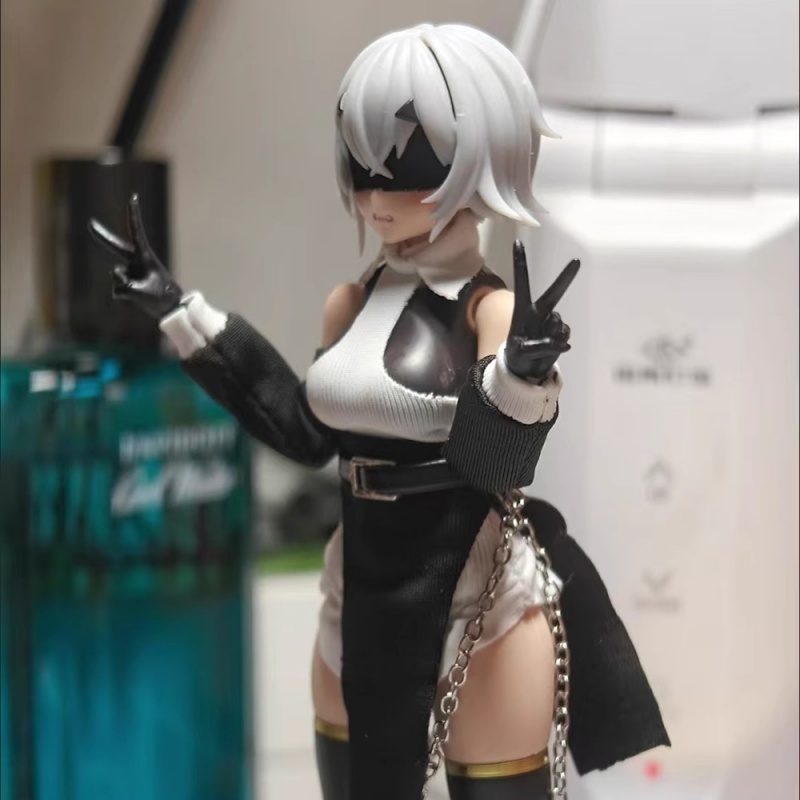 1/12 スケール色オフショルダートップ黒ハーフスカートウエ - Model Kit For Girls のレビューと価格
