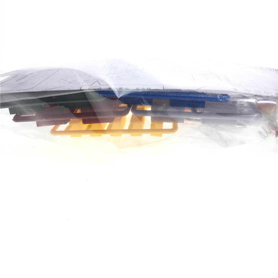 東方コンテナ船の電気アセンブリモデル - Model Kit Yacht のレビューと価格