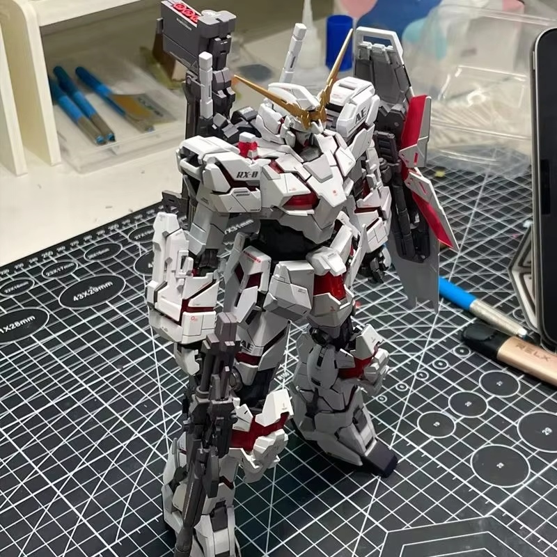 在庫あり Hg 1/144 Rx-0 ユニコーン破壊モード組 - Model Kit Evangelion のレビューと価格