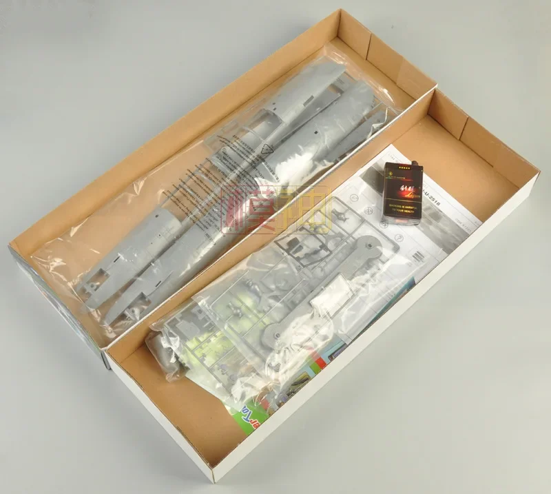 MINIHOBBY 1/144 第二次世界大戦ドイツ軍艦 U - Model Kit Battleship のレビューと価格